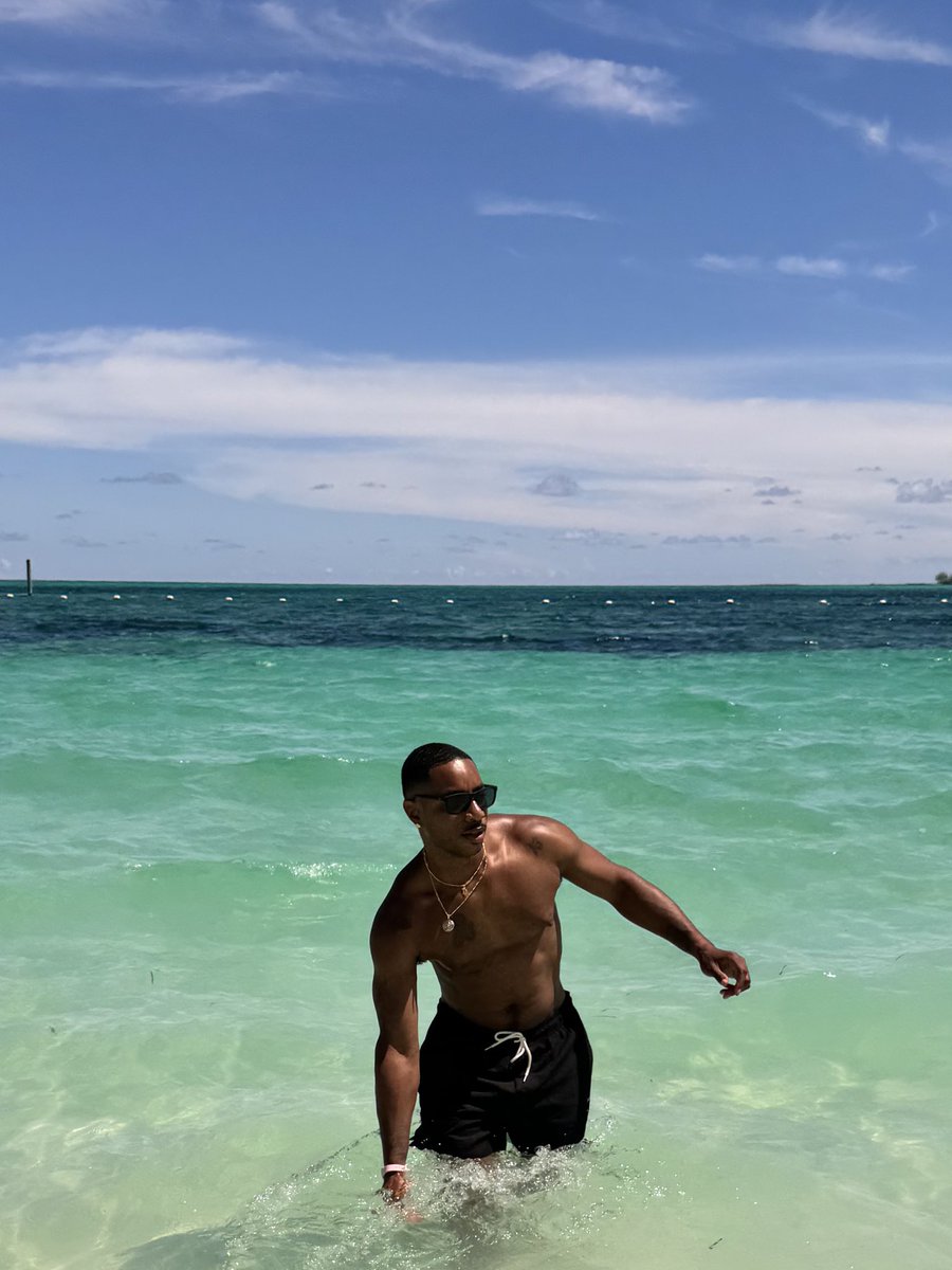 JD™️ tweet media