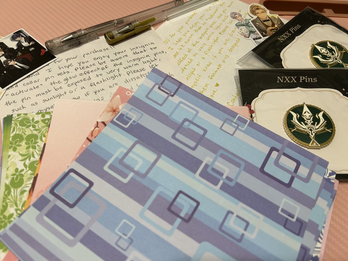 TearsofWeenis's tweet photo. I'm sorry that the thank you notes are all similar and my print is really gross 🙇‍♂️ added ML stickers to each (ran out of Artem at one point sorry so I put something else instead 🧍‍♂️ also the stickers AREN'T @vixiiiart 's raffle stickers) https://t.co/7KAiarakv5