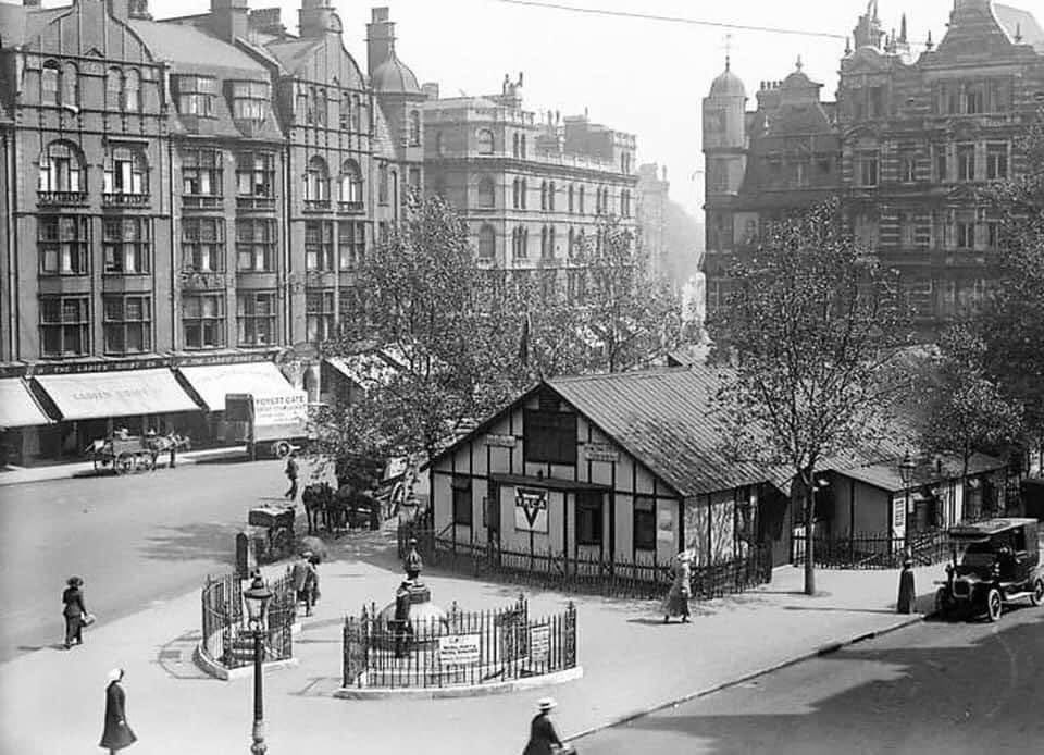 moosh (@mongsley) on Twitter photo Sloane square in 1918 Sloane square in 1918