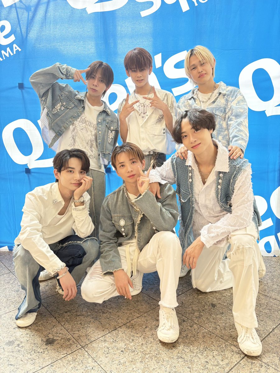 本日は「#トーキョークライマックス」にお越しいただきありがとうございました！！

▷▶︎【NEXT #GLOWE LIVE INFO】◀︎◁
『Lov Fes』
🗓️8/21(木)
🕓OPEN 15:30/START 16:00
📍横浜1000club
🎫前売 ¥5,000＋1D
t.livepocket.jp/e/o9otr
〈販売期間〉8月7日(木)22:00〜8月20日(水)23:59