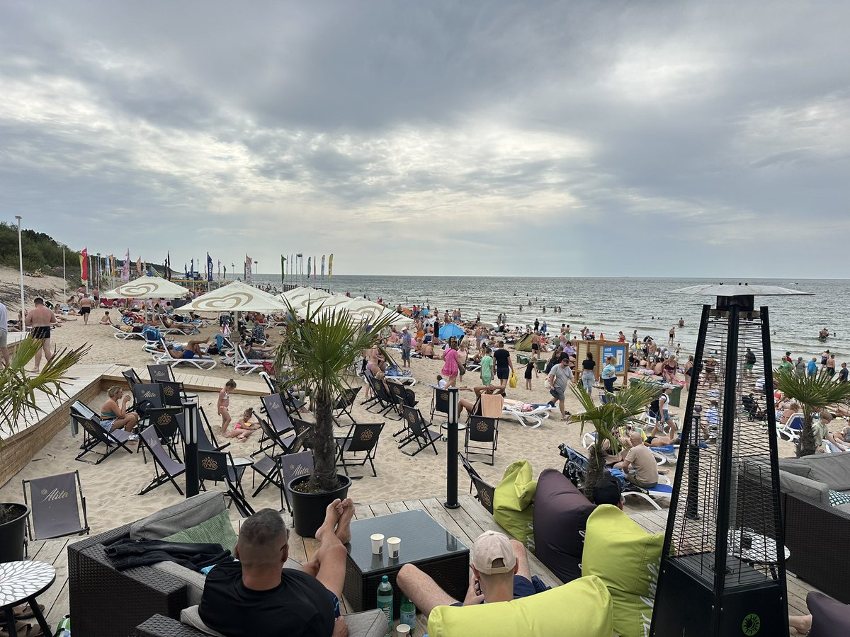 Ineta Karels tweet media