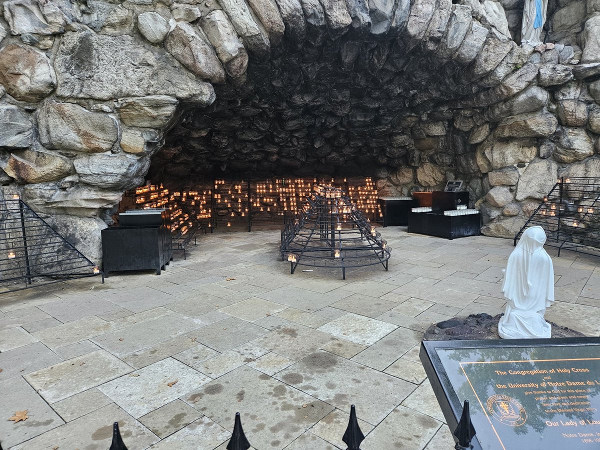 Sunrise run on the campus of <a href="/NotreDame/">University of Notre Dame</a>. Excited to spend the day planning new research with <a href="/LEOatND/">Lab for Economic Opportunities (LEO)</a>; combining principles of economics and faith to alleviate poverty.

<a href="/nd_econ/">Notre Dame Economics</a>