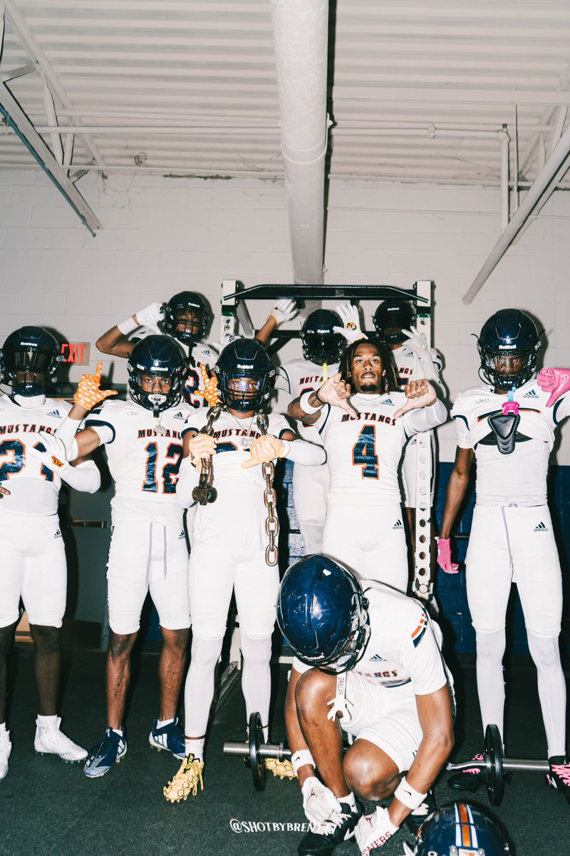 I promise we will earn our respect <a href="/SachseStangs/">Sachse HS Football</a>
