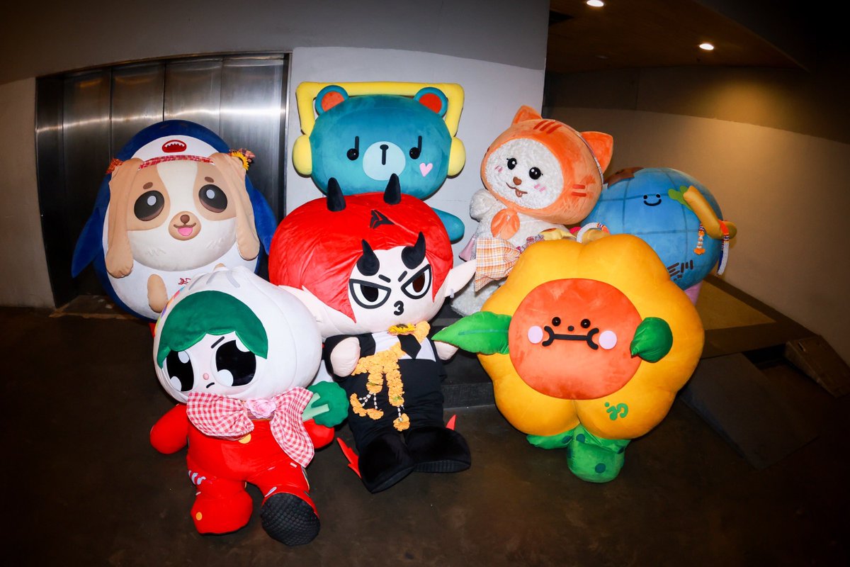 นำภาพความน่ารักของน้อง ๆ MR. SATURNWORLD - PAODY - PERMPOON - JAIDEE - DOMIIA - WESLEY - MUVMUV  ในงาน Character Fest Thailand 2025 ครั้งที่ 1 Presented by PTT  มาฝากค่า

#CharacterFestThailandxGMMTV
#CharacterFestThailand
#GMMTV