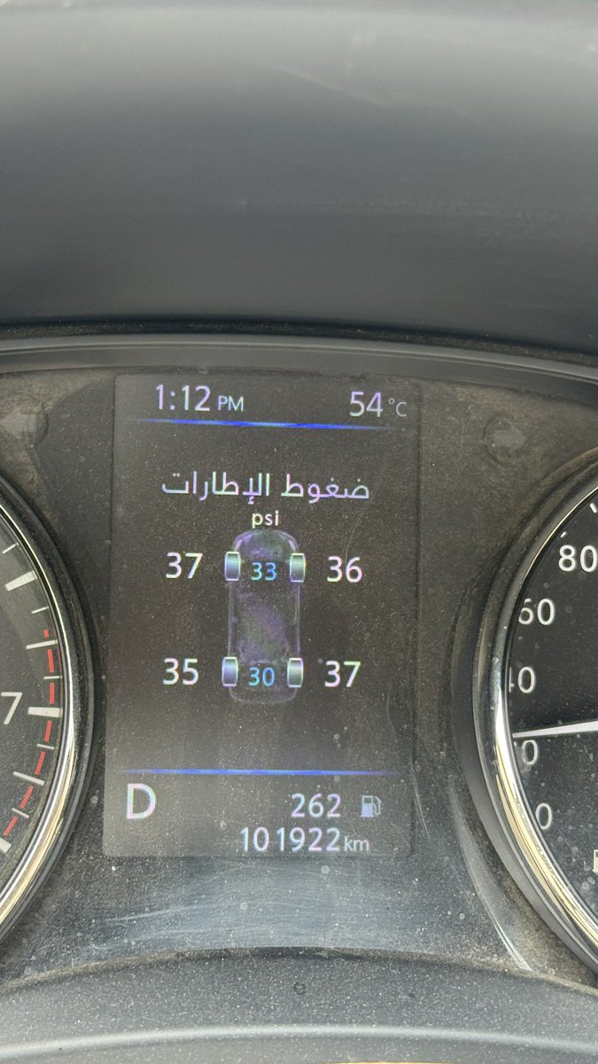 x_10y's tweet photo. @3zoozvic طبيعي ذا يبو خالد https://t.co/wPr0fB9a6j