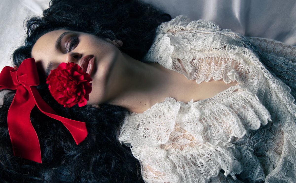 ROSALÍA tells ELLE that she doesn’t want to rush out a new album for the sake of money:

“The rhythm [of the music industry] is so fast. And the sacrifice, the price to pay, is so high. The driving force that leads you to continue making music, to continue creating, has to come