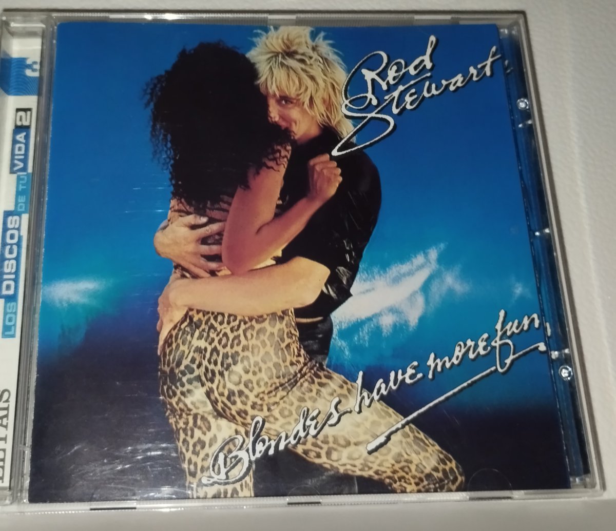 Nuestro compañero <a href="/telly_chavalas/">Telly Chavalas</a> nos vuelve a traer su sección El Cajón de Telly Chavalas absolutealternativemusic.blogspot.com/2025/08/el-caj…