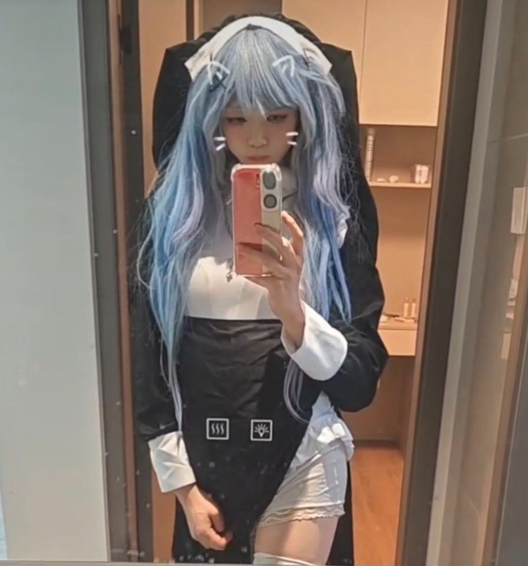耄耋俱乐部-男娘陪玩介绍之朝天的椒
尊嘟打三角洲很厉害，可以打监狱哦
有点害羞的人，说话容易断断续续哦
村长想吃的一集😋
想当陪玩的男娘脸上是看不见任何笑容的❤
想点游戏陪玩的可以进q群哦
#男娘 #伪娘 https://t.co/A5xhxFzvLy