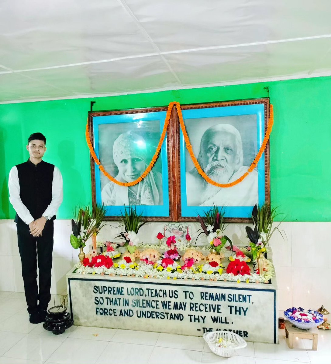 Birth Anniversary Of My Guru &amp; Inspiration Mahayogi Sri Aurobindo 🙏

What Sri Aurobindo represents in the world's history is not a teaching, not even a revelation; it is a decisive action direct from the Supreme.