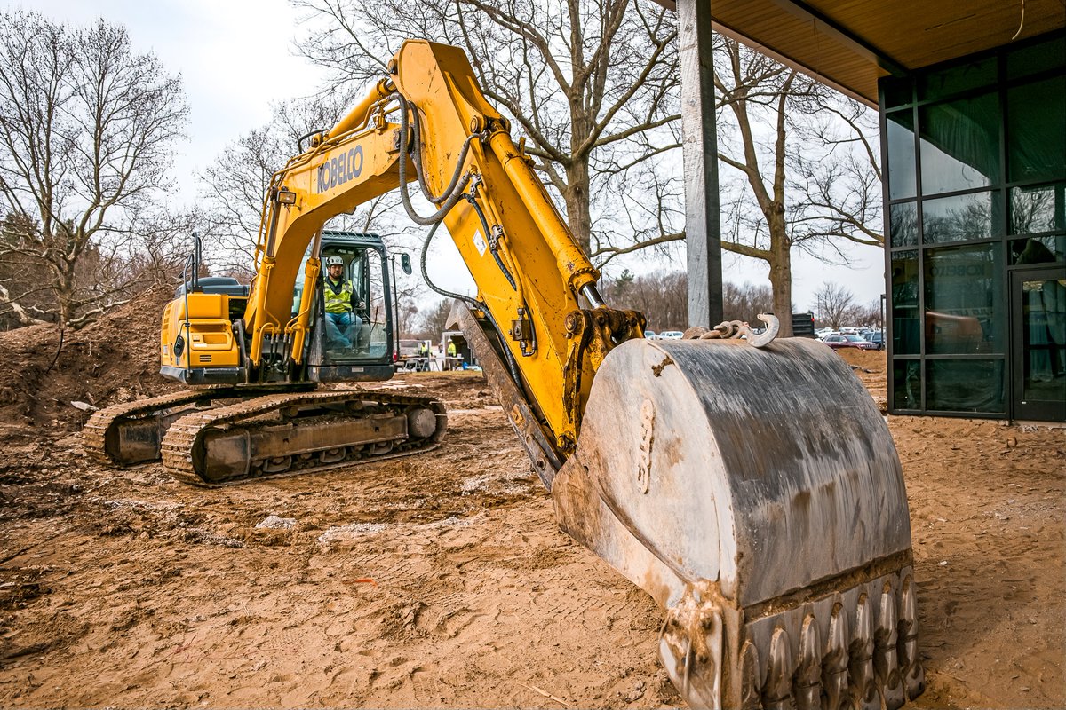 🚧 We’re Hiring! 🦺

At EV Construction, we build more than buildings — we build relationships, careers, and communities. 

👉 Apply here: bit.ly/3Jdxcn6