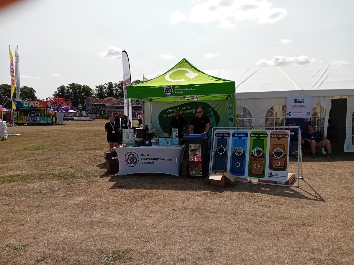 WestNorthants's tweet photo. Members of our Waste &amp; Recycling Team are at Northampton Balloon Festival today (15 Aug) until 5pm. They will also be there in the next 2 days (16-17 Aug)

Come along, take part in our fun food waste competition and take away some free food waste caddy liners and other goodies! https://t.co/4qxNsPFhCn