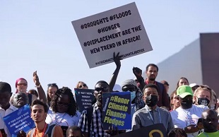 Climate change is making Africa’s debt burden  worse  but new debt contracts could help-wp.me/p7FLkS-1qqg?ut…