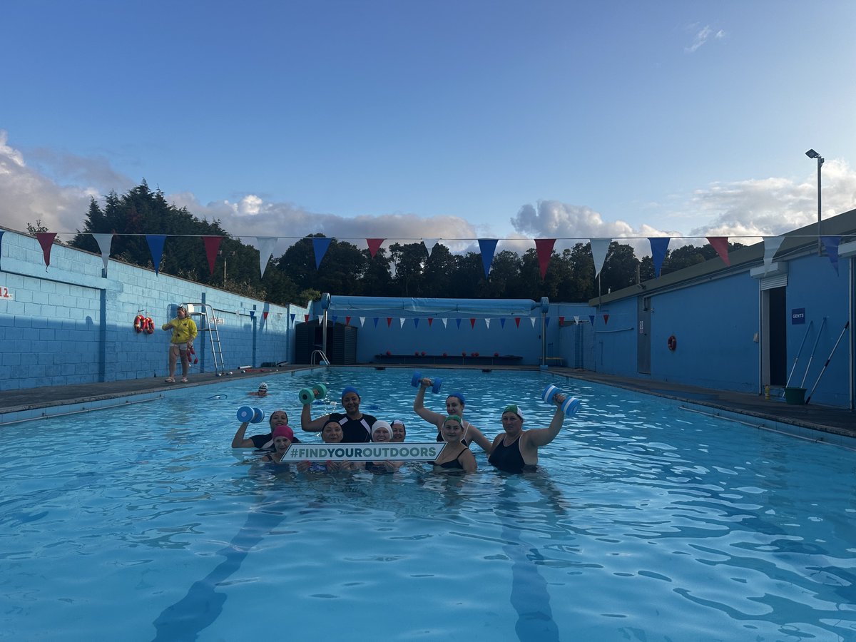 Amazing progress! 📷📷
We visited our lovely ladies in Bunclody this week as part of Her Outdoors Week, and they’re now on week 6 of their Aqua Aerobics programme at the Bunclody Outdoor Swimming Pool – and absolutely loving it! 📷
This exciting collaboration with Empowering