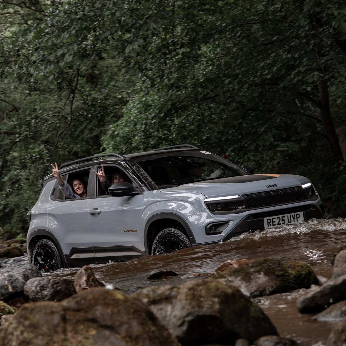 Jeep UK tweet media