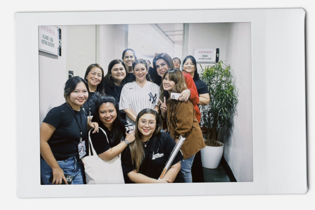 Shine (@amazingshineeee) on Twitter photo Same time last week… we love you ate <a href="/reginevalcasid/">regine alcasid</a> malayo, malapit. sa gilid, likod or harap. 🥰 Same time last week… we love you ate <a href="/reginevalcasid/">regine alcasid</a> malayo, malapit. sa gilid, likod or harap. 🥰
