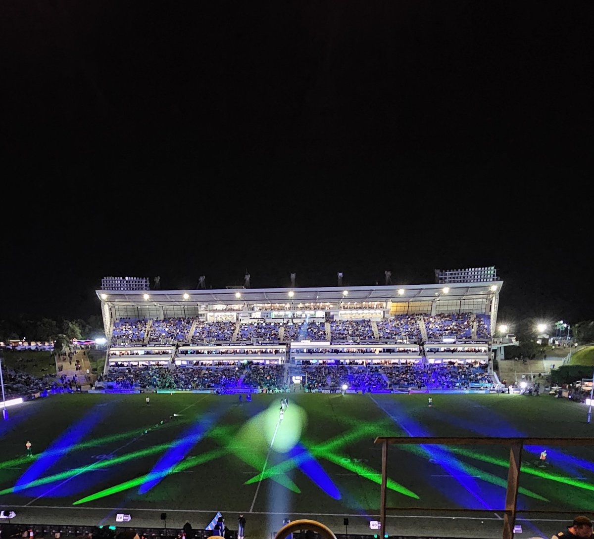 SharonM88707096's tweet photo. Quite the spectacle tonight. My heart is grateful for meds... we live to play again.
Keeping the faith #updawahs https://t.co/MVyHc194H8