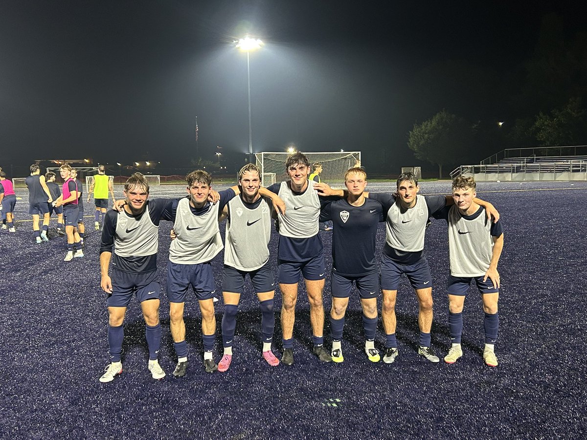 MC_MensSoccer's tweet photo. Another Midnight Madness is in the books. A fixture in our program for nearly 10 years now it is always a high energy session and this year was no different. Thank you to President Dougherty for visiting us and sharing your wisdom with the team. White team with the win. #WTBH https://t.co/0flGO7JHcP