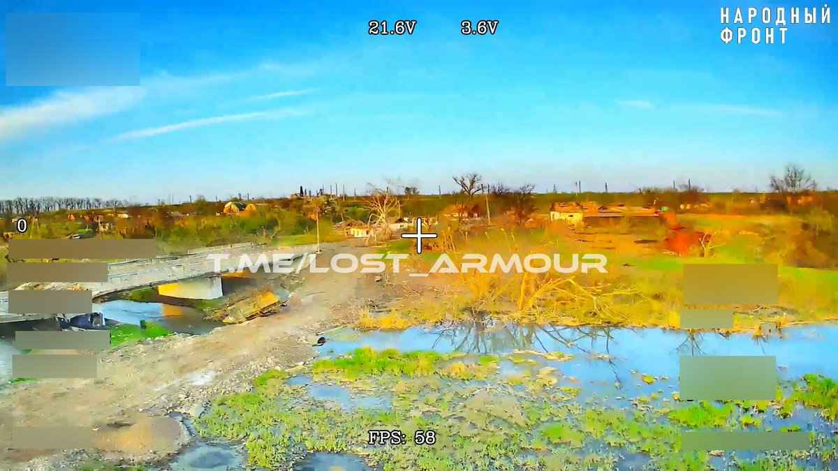 AudaxonX's tweet photo. 🧵1/3
Close-up footage shows a somber cluster of UA vehicle losses on the bridge linking Shcherbynivka to Katerynivka and Kleban-Byk

1| https://t.co/BCRxNVsiGc 17/04/25
2| https://t.co/vqsAzPPVj7 05/05/25
3| https://t.co/xtFweeWGuL 09/06/25
4| https://t.co/D8om1AMvHC 08/08/25 https://t.co/HafOwSisGw