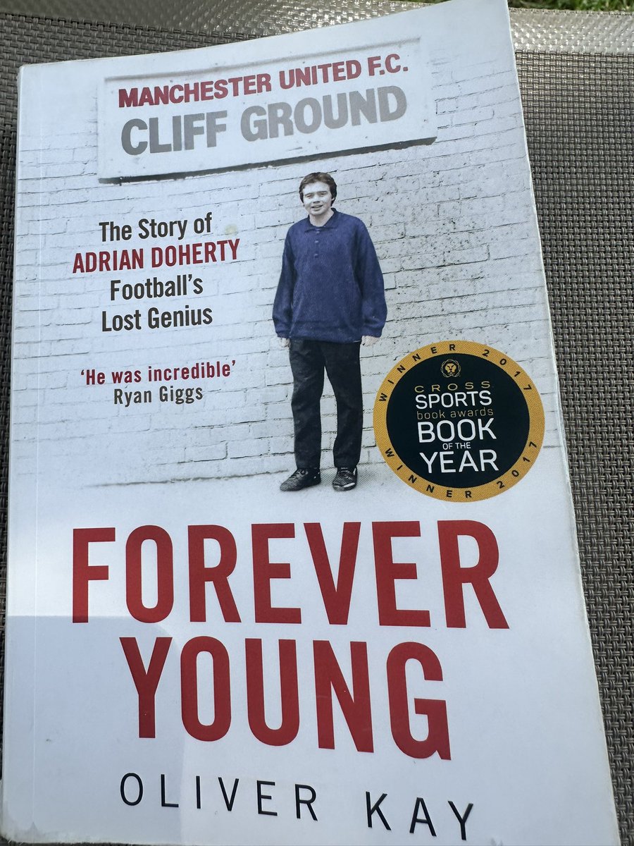 Finally got around to reading #foreveryoung by <a href="/OliverKay/">Oliver Kay</a>. Superb book, brilliantly written - it has everything.  Highly recommend it.