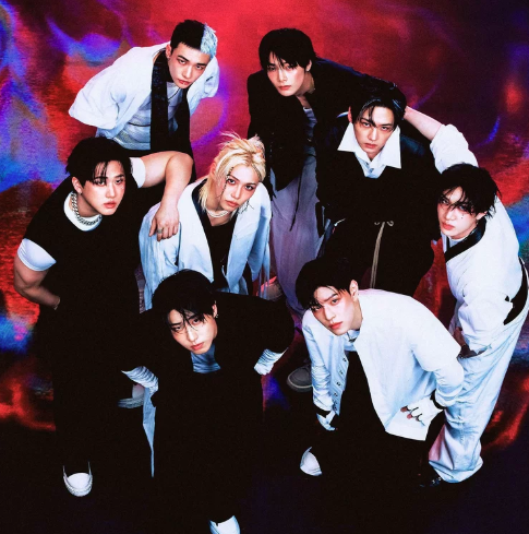 AboutMusicYT's tweet photo. Stray Kids will release their album, Karma, in one week. https://t.co/sJnI5kpeK8