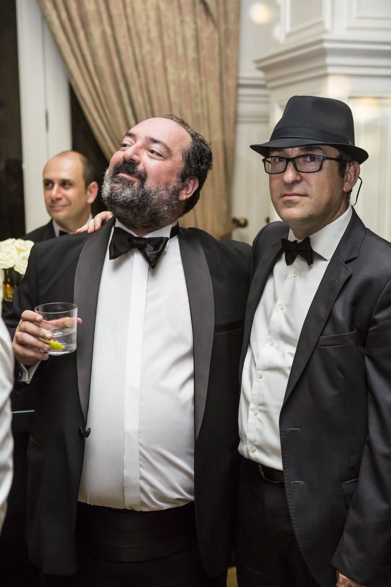 Bugün de 20 yıllık dostum, Trabzonspor sevdalısı, iki harika kız çocuk babası, Boğaziçi Üniversitesi’nden arkadaşım - üniversite sınavında beni geçen ender adamlardandır; kariyer ve özel hayat dengesine gıpta ile baktığım, Türkiye’nin yetiştirdiği en önemli İnsan Kaynakları