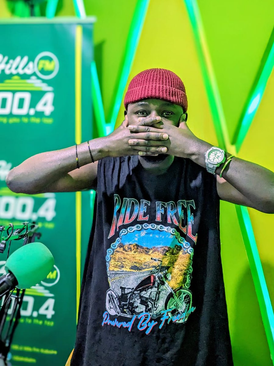 Taking You To The Top 🔥 (@hillsfmkabale) on Twitter photo Being a Friday, 80% of it is vibes, 20% of it is you pretending to be at work, <a href="/McAustinz/">Tiny Mukiga Mc Austinz🇺🇬🇷🇼</a> ||<a href="/DjozbiHande/">The Dee Jay🎧🎧💿💿</a>
||@DjStirzare bringing the heat🔥📷 to the #hillsdaybender powered by <a href="/AquafinaUganda/">Aquafina Uganda</a>
stream live hillsfm.co.ug
#freshhitsforkigezi
#Enricheddrinkingwater Being a Friday, 80% of it is vibes, 20% of it is you pretending to be at work, <a href="/McAustinz/">Tiny Mukiga Mc Austinz🇺🇬🇷🇼</a> ||<a href="/DjozbiHande/">The Dee Jay🎧🎧💿💿</a>
||@DjStirzare bringing the heat🔥📷 to the #hillsdaybender powered by <a href="/AquafinaUganda/">Aquafina Uganda</a>
stream live hillsfm.co.ug
#freshhitsforkigezi
#Enricheddrinkingwater