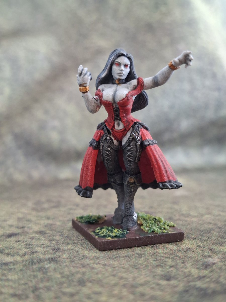 Finished the brides of Nosferatu for an undead army in #midgard