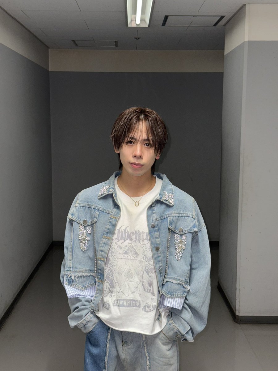 DBSing (@dbsproject0) on Twitter photo 『トーキョークライマックス』
TOWA / <a href="/towa_glowe/">永長叶遠 / Nagaosa Towa</a>
🎂2005.01.24 🍑山梨県❤️
もっとメンバーのことを知りたい方はこちらをチェック✅
Instagram : instagram.com/towa_glowe?igs…
TikTok : tiktok.com/@towa_glowe?_t…
#GLOWE #TOWA #トワ 『トーキョークライマックス』
TOWA / <a href="/towa_glowe/">永長叶遠 / Nagaosa Towa</a>
🎂2005.01.24 🍑山梨県❤️
もっとメンバーのことを知りたい方はこちらをチェック✅
Instagram : instagram.com/towa_glowe?igs…
TikTok : tiktok.com/@towa_glowe?_t…
#GLOWE #TOWA #トワ