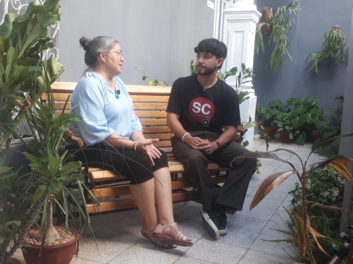 La escritora Daimy Díaz Laborda estuvo conversando con el equipo de SC Producciones, en contexto de la Feria del Libro Viejos Amigos, organizada por el Centro Provincial del Libro en Camagüey #PorCamagüeyTodo #CubaEsCultura #MiCamagüeyStreaming #SCProducciones