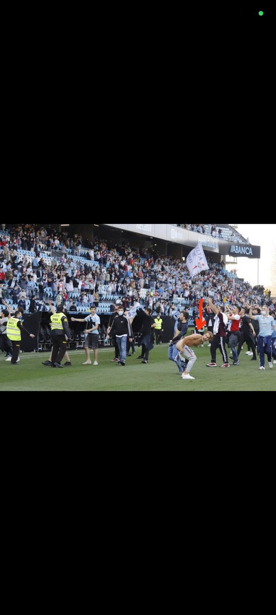 Jeruso1's tweet photo. @EnXogo_tvG2 Que bonito, pero mirade o respeto que ten hacia os rivais deportivos https://t.co/tWBJ020sBS