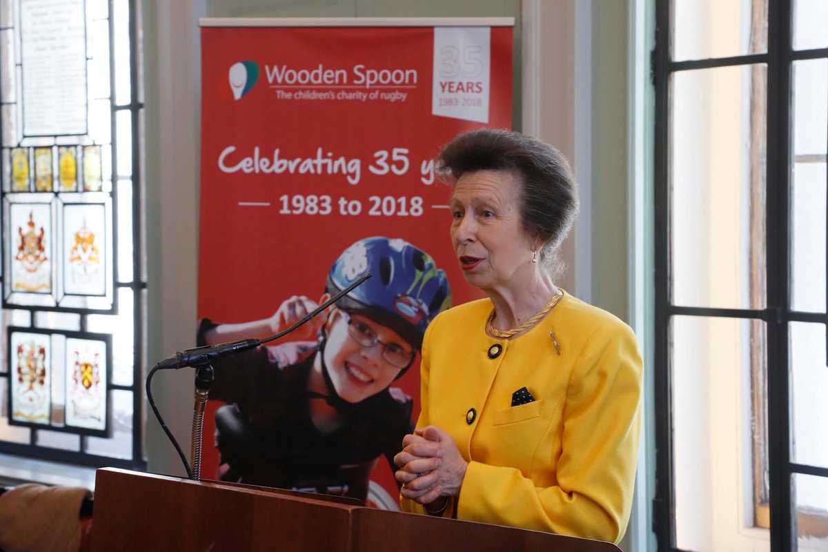 Penblwydd Hapus yn 75 oed i'w Huchelder Brenhinol y Dywysoges Frenhinol.
Happy 75th Birthday to Her Royal Highness The Princess Royal.