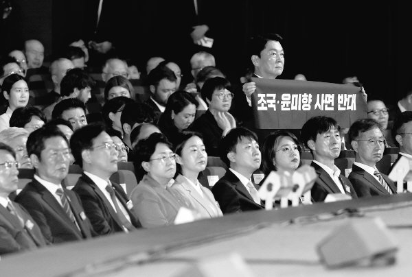 숟가락질🥄 tweet media