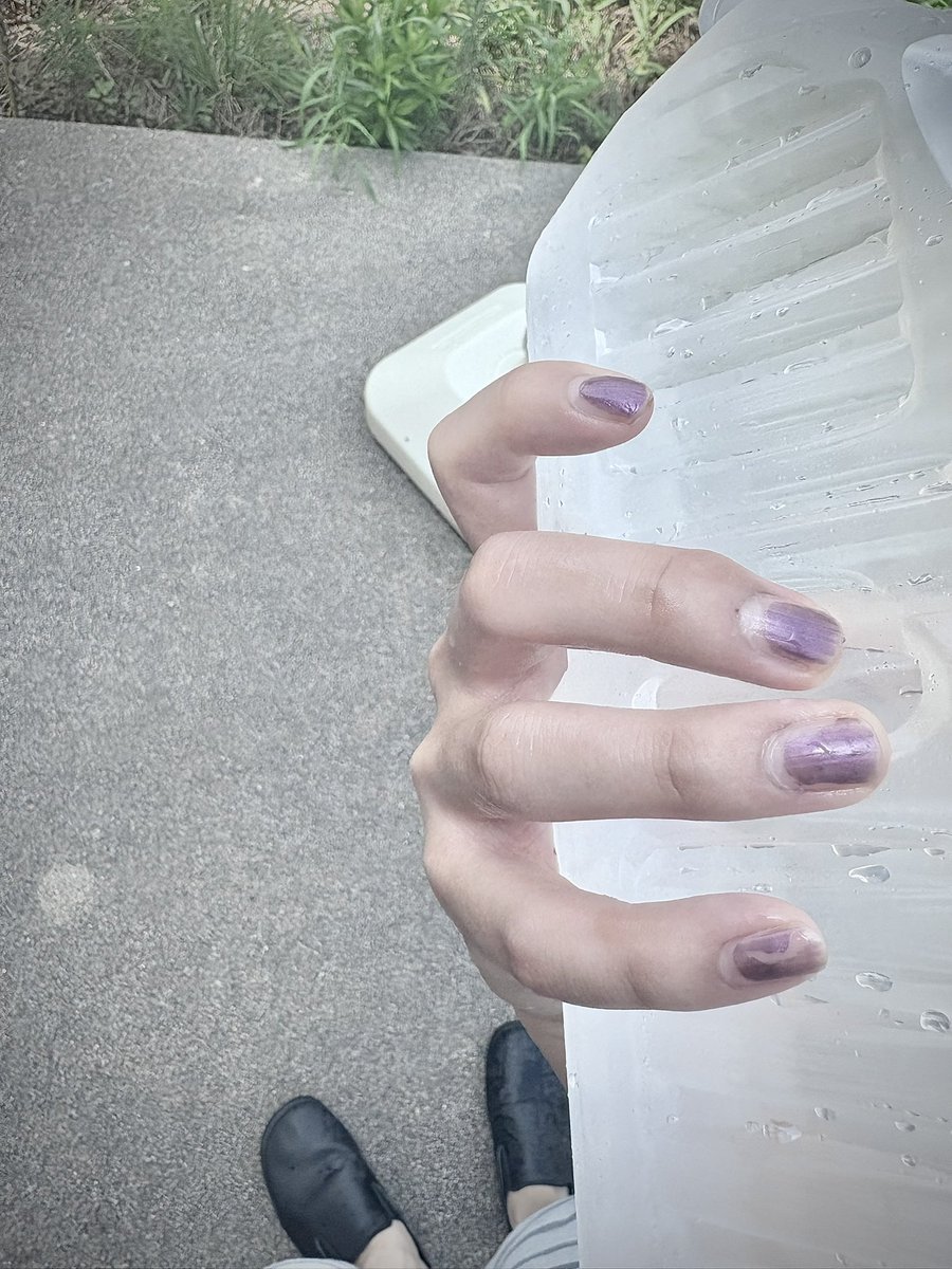 HANA tweet media