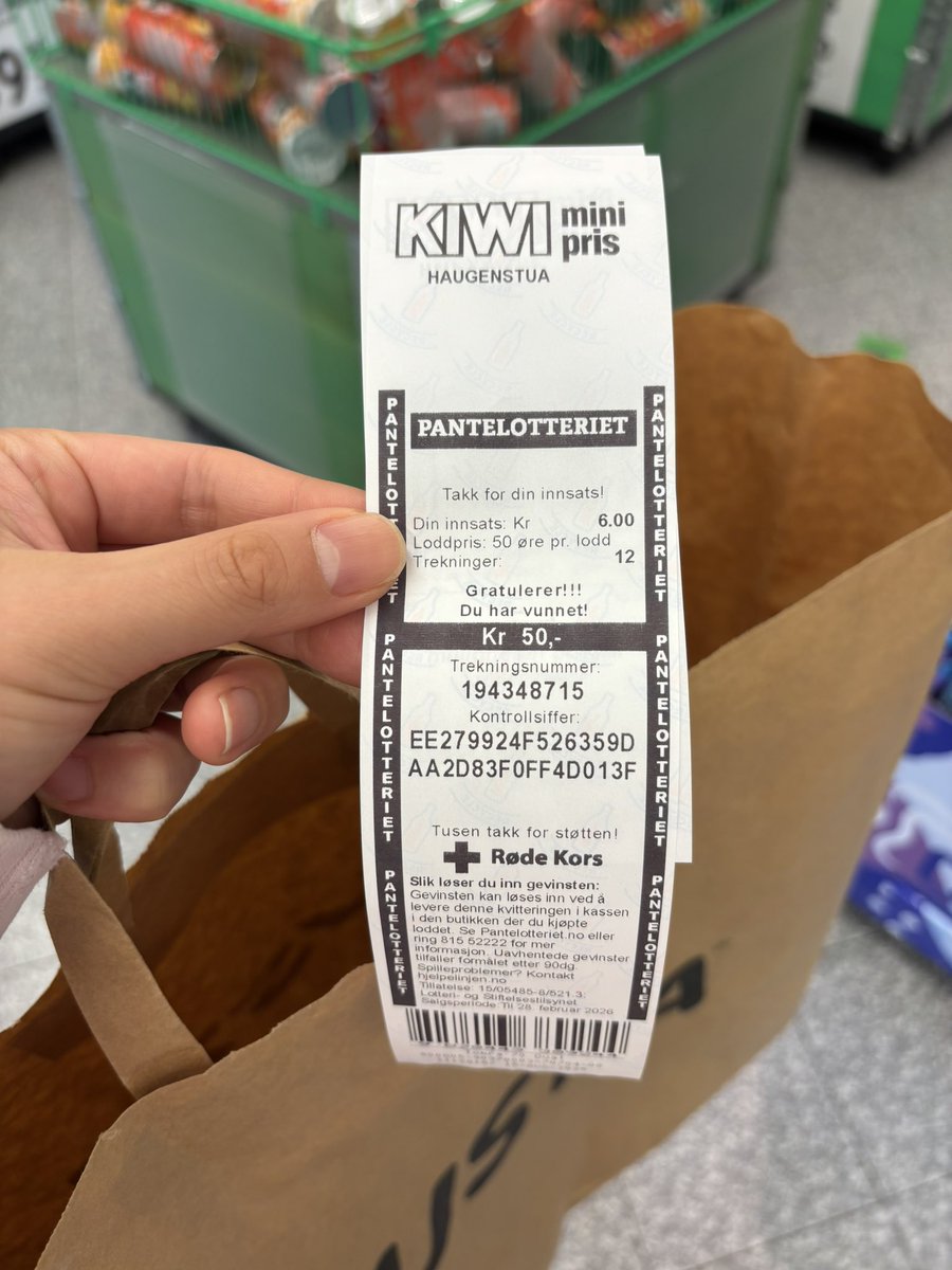 lisapyooooon's tweet image. 初めてPantのロタリー当たったー🎉
50krだったけど！
当たりは嬉しい