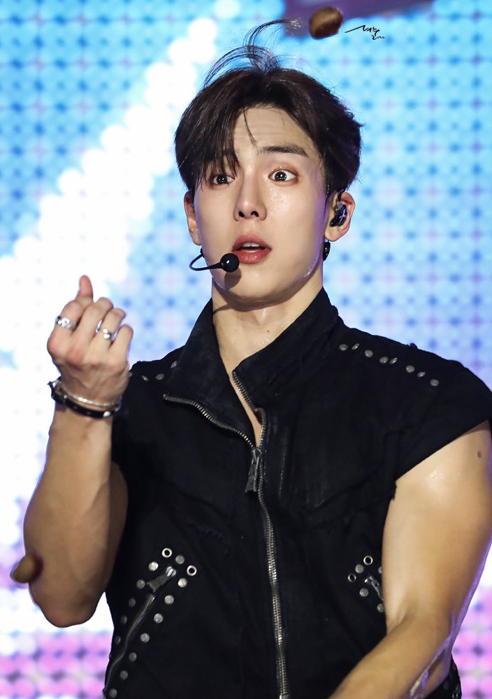 셔누리다⁶¹⁸ tweet media