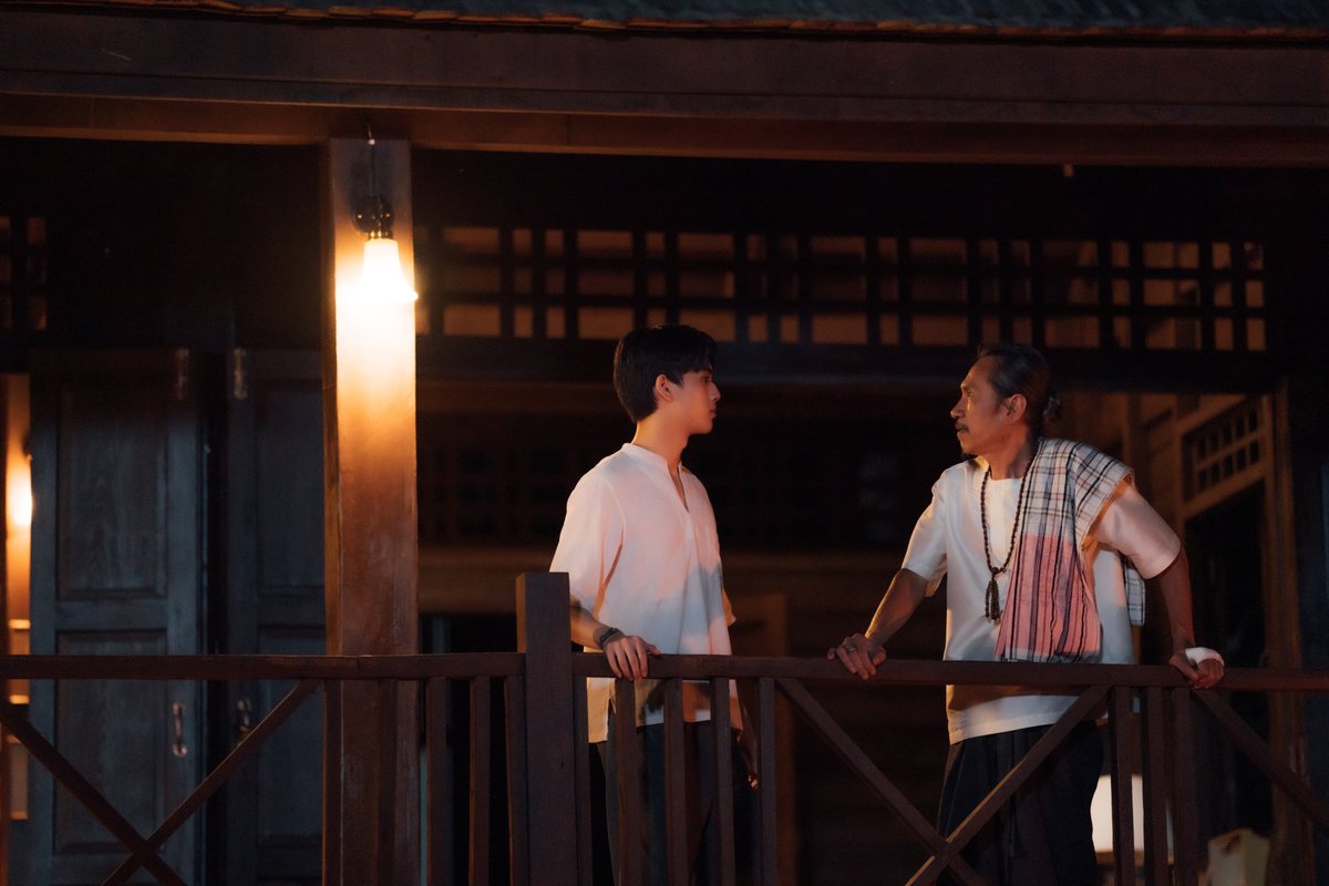 SNEAK PEEK EP.2 🎬

📺 รับชม “เขมจิราต้องรอด Khemjira The Series” พร้อมกันทุกวันเสาร์ เวลา 21.30 น. ทางช่อง one 31

📽 ดูออนไลน์เวอร์ชัน UNCUT เวลา 22.30 น. บนแอป iQIYI และเว็บ iQ.com ที่เดียวเท่านั้น : s.iq.com/Khemjira 

#เขมจิราต้องรอดseries