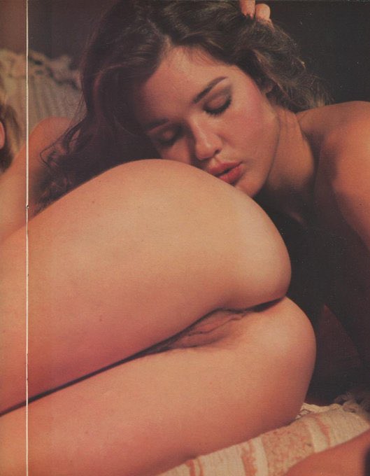 📍Genesis Magazine / Sophie &amp; Maud / Photography by Frank Delia / 1981