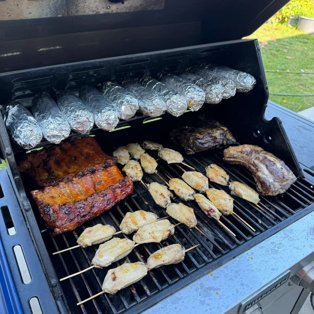 Zrooder2644's tweet image. greyhound increscent
Korean marinade, Texan smoke, global hunger.