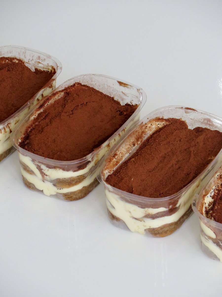 Menjawab soalan, di thread. Tak salah pun. Customer berhak tahu rasa makanan atau minuman yang dia akan dapat. 

Kalau kami dapat soalan macam tu, biasanya akan jawab “Cik boleh cuba dulu. Kalau tak sedap, boleh bagitahu 😊”

KomFi pun ada jual Classic Tiramisu 130g, RM12 sahaja.