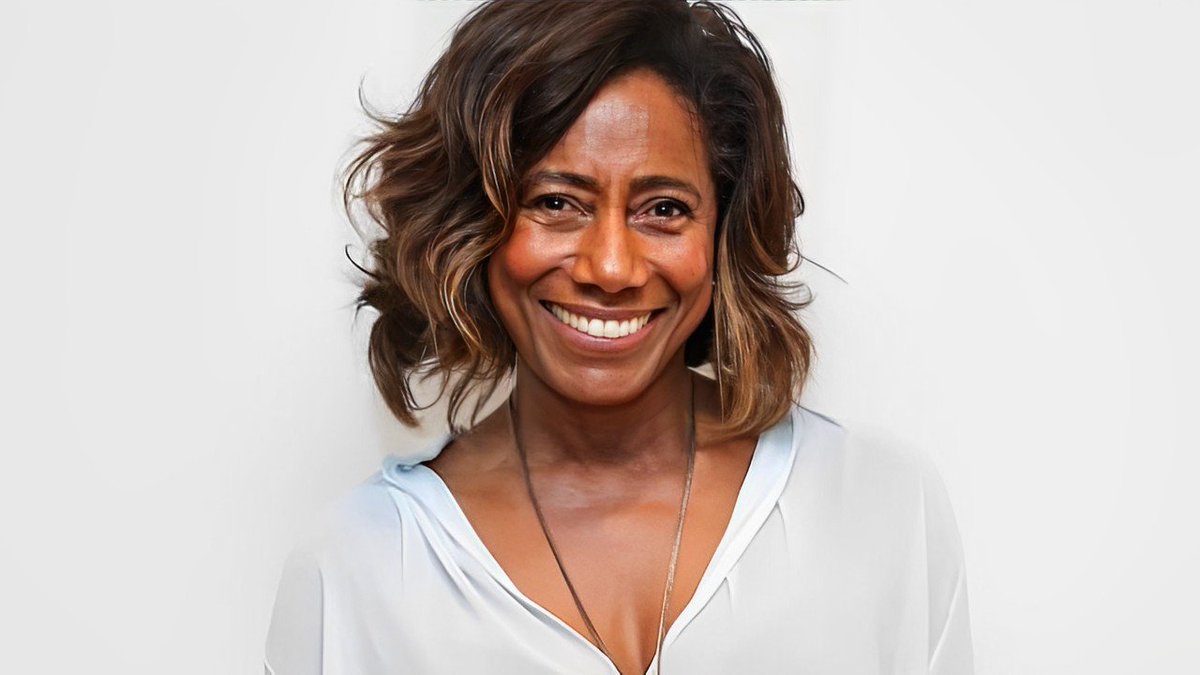 Gloria Maria, uma das maiores referências do jornalismo brasileiro, completaria hoje, uma idade que só ela saberia. 🖤