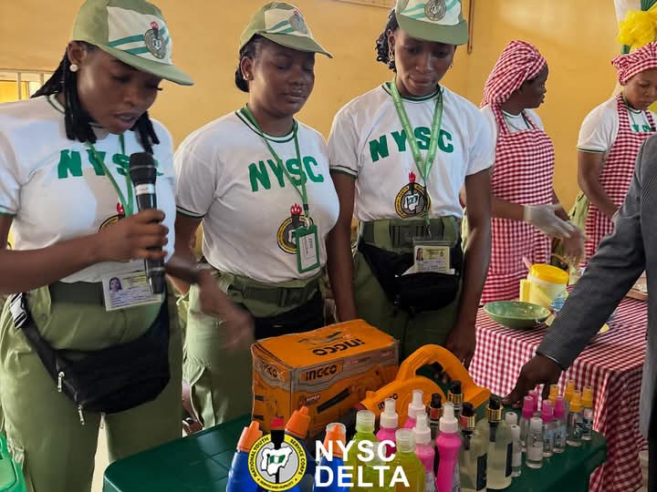 NyscPadi's tweet photo. 🎓 SAED Closing Ceremony – NYSC Delta 2025 Batch B Stream 1
Skills gained, dreams ignited — the journey to self-reliance continues! 💚🤍💛

#NYSC2025 #BatchBStream1 #NYSCDelta #SAED #ClosingCeremony #YouthEmpowerment #CorperLife #GreenWhiteGold  #NYSCExperience 

#NYSCPADI https://t.co/HUqQdjjn1h