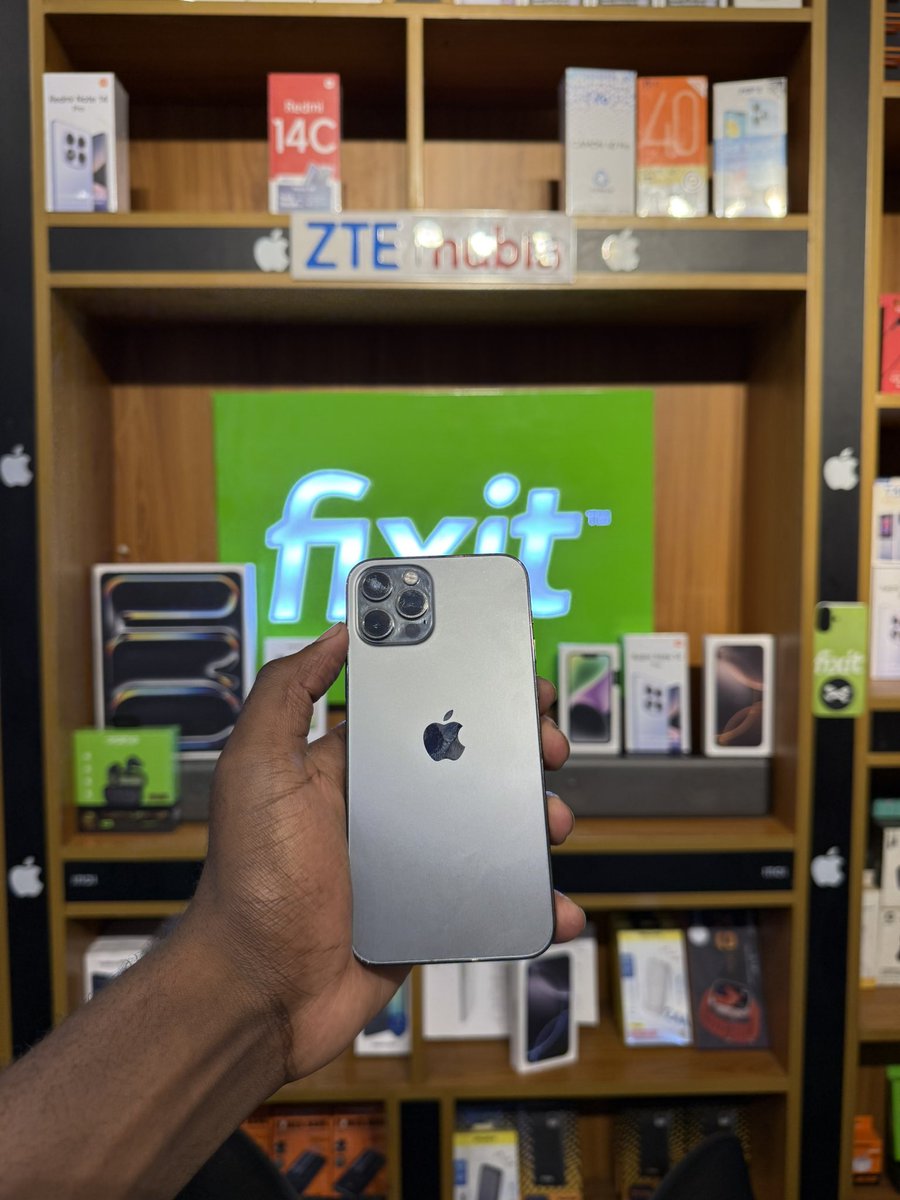 kaks_lamar's tweet photo. Iphone 12 pro 128gb 950k only 

Cash only Business! Call 0757999480 https://t.co/r04kukl4Jb