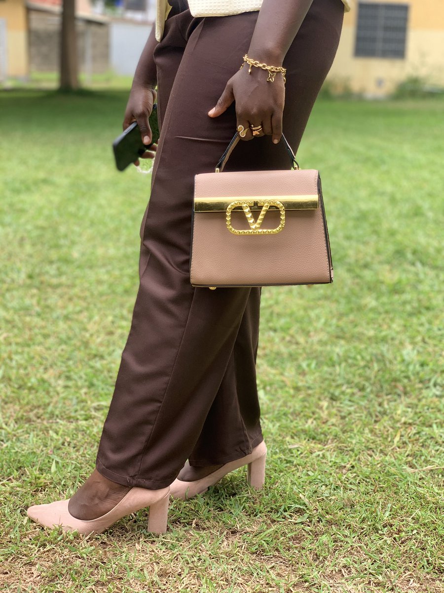 Glowreeh’s Apparels tweet media