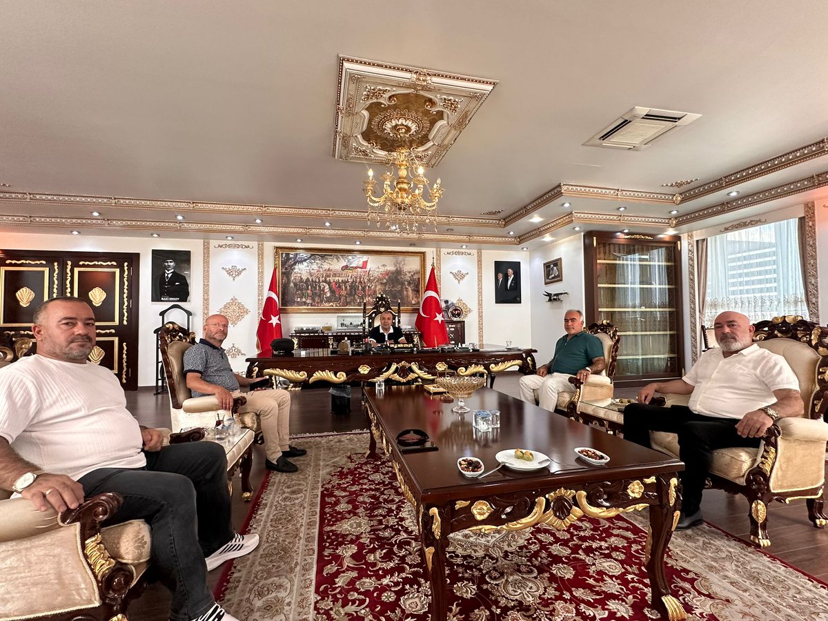 Kırtepe ailesi ziyaretimize geldiler, şeref verdiler. Kendilerine çok teşekkür ederim.