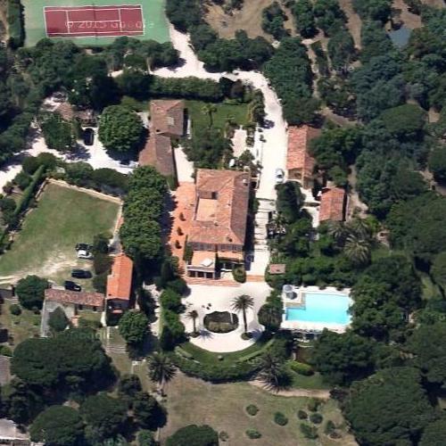 Now trending: Villa from the film La Piscine (1969) #GoogleMaps vgt.me/mVaP