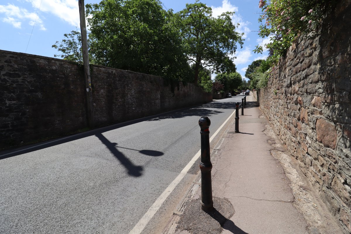 We've completed footway improvements in High Street, Chew Magna and the road has been reopened.

Check out the difference it's made 📷

For more information on the scheme visit our Newsroom: newsroom.bathnes.gov.uk/news/high-stre…