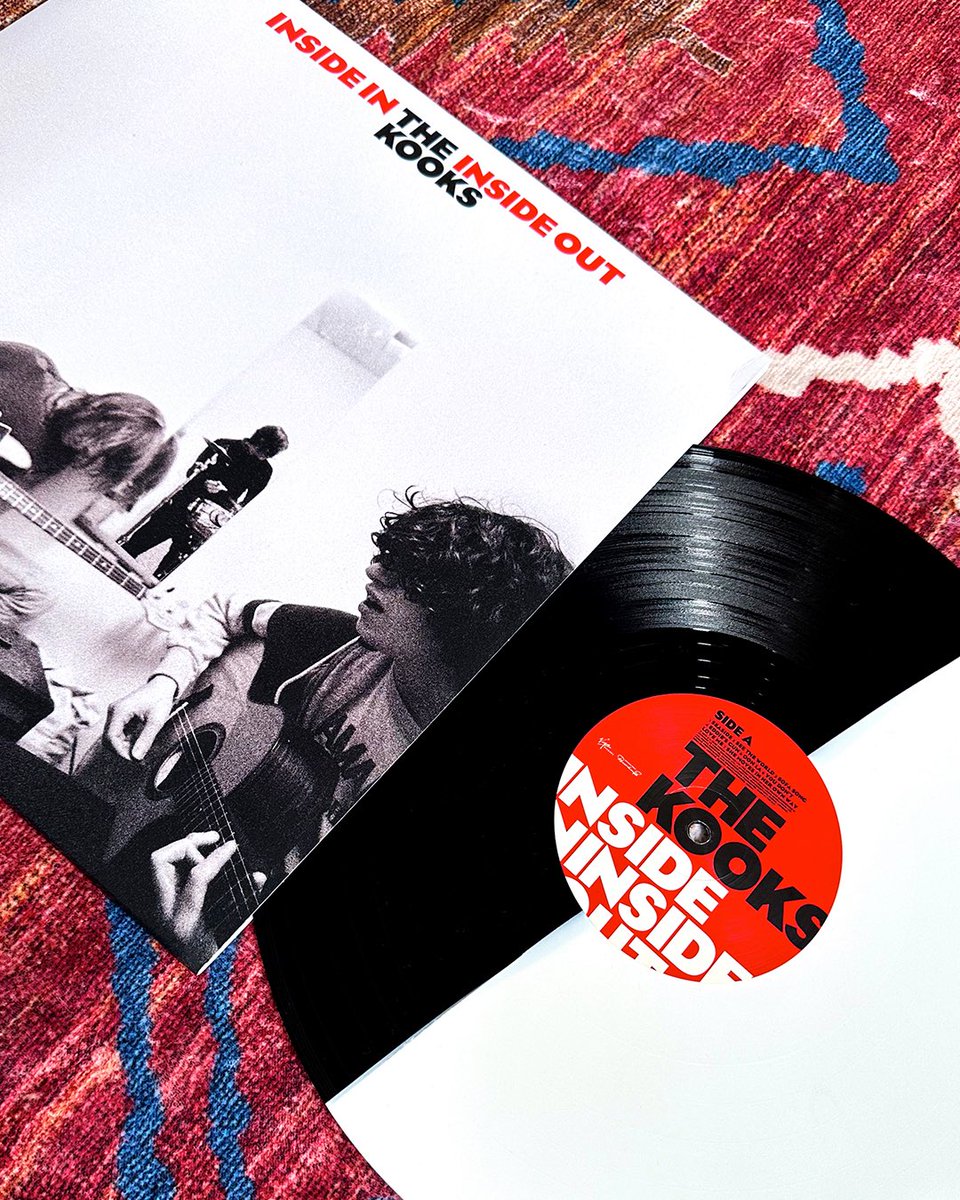 BigNicheRecords's tweet photo. The Kooks. Inside In / Inside Out.
Black &amp; White Half &amp; Half vinyl.
Only on Big Niche.
 
#BigNiche #TheKooks #InsideInInsideOut @TheKooksMusic https://t.co/lOxmIS60A4