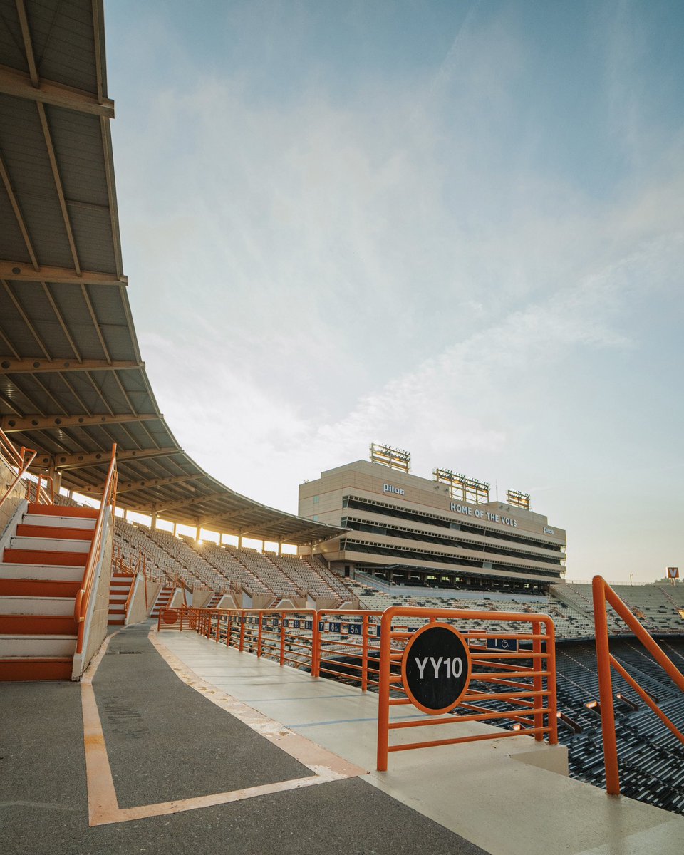 Vol_Football's tweet photo. the views are immaculate

#GBO 🍊 https://t.co/wZ09c50ZIB