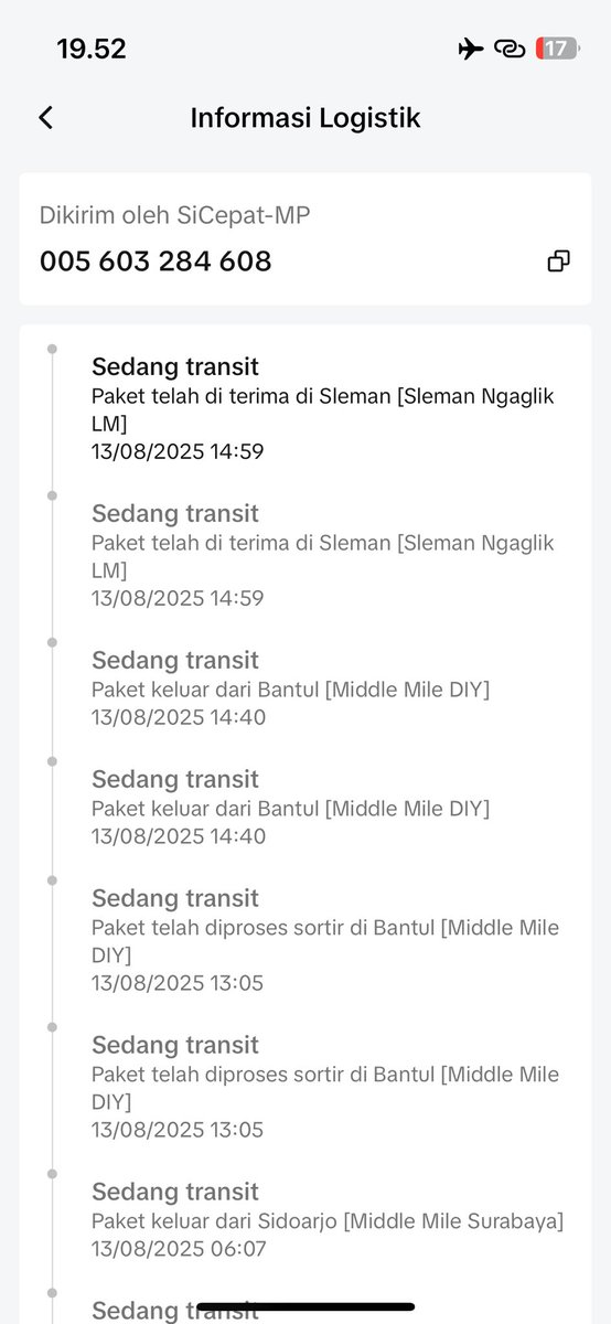 thoifhard's tweet photo. @sicepat_ekspres paket ini sudah sampai ke pembeli tapi kenapa status gak berubah? Sy sebagai seller keburu butuh pencairan uang nya 👎🏼👎🏼 https://t.co/ekiZc73hSl