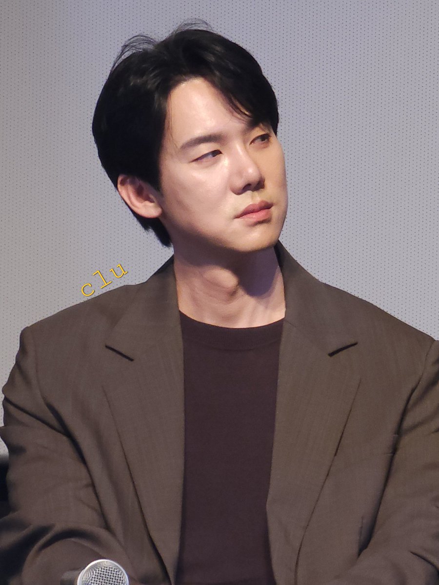 clu_6124's tweet image. 250815 운수 오진 좀비딸 GV #유연석 #조정석

익준정원의 미모가 좋다 ✨️